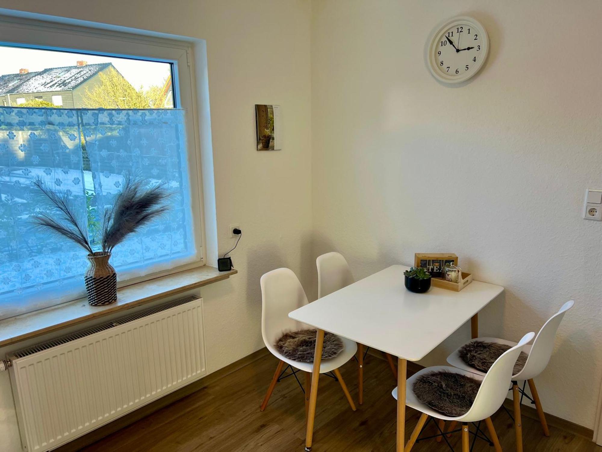 Appartements Zum Weissen Hahn Бад-Цвишенан Экстерьер фото